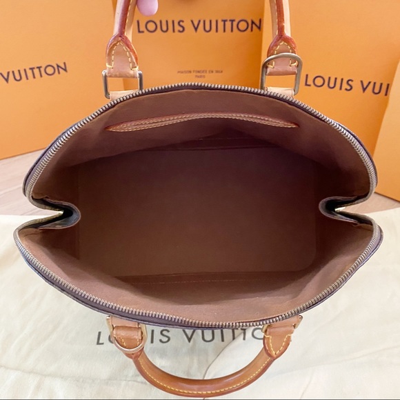 💖PRETTY💖 Louis Vuitton Auth Alma Satchel! - Picture 7 of 11